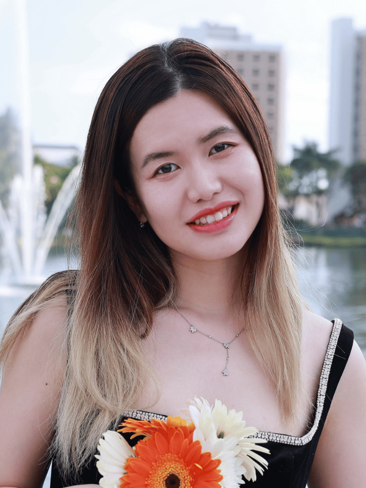 Yang Yi